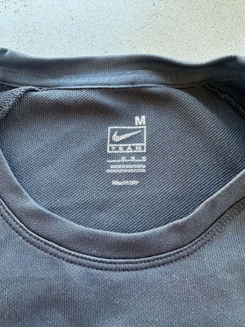 Vintage Nike Team Dri-Fit Performance Training Shirt Black Size M
